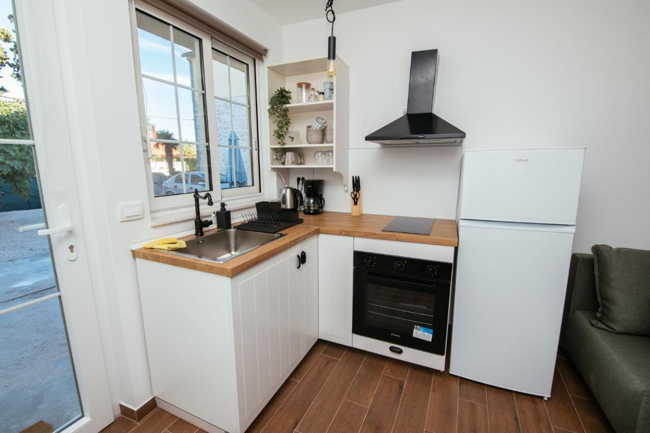 Apartmani Barbarosa Sveti Filip i Jakov Exteriér fotografie