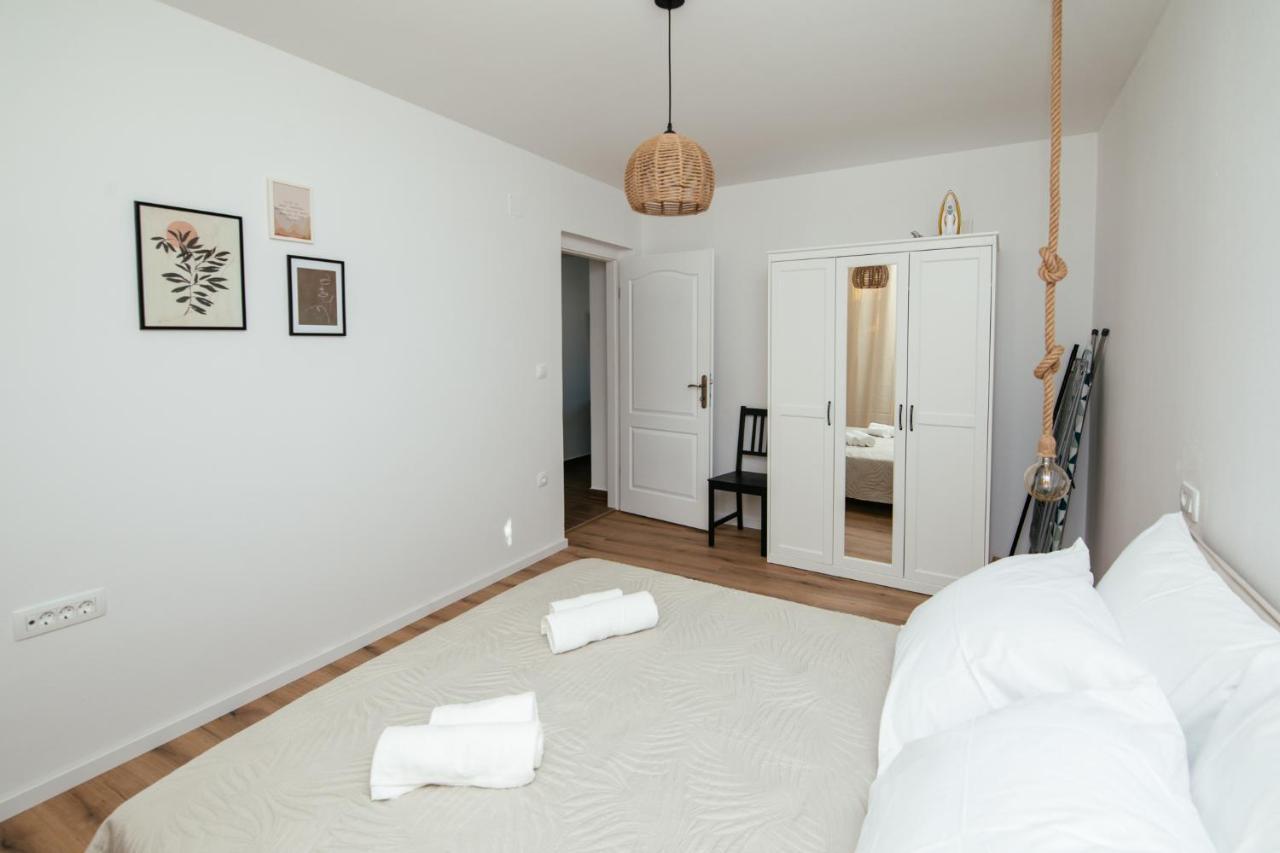 Apartmani Barbarosa Sveti Filip i Jakov Exteriér fotografie
